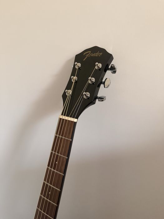 Chitara Fender noua