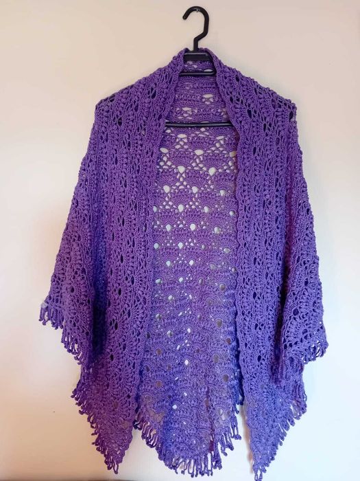 Vând saluri crosetate manual