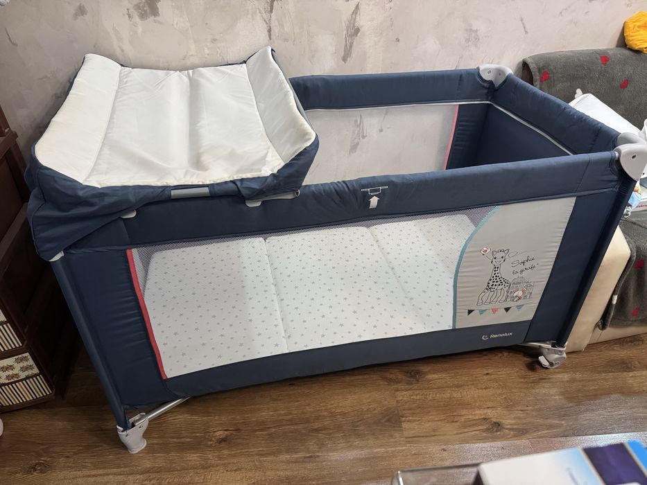 Преносима кошара Софи Жирафчето