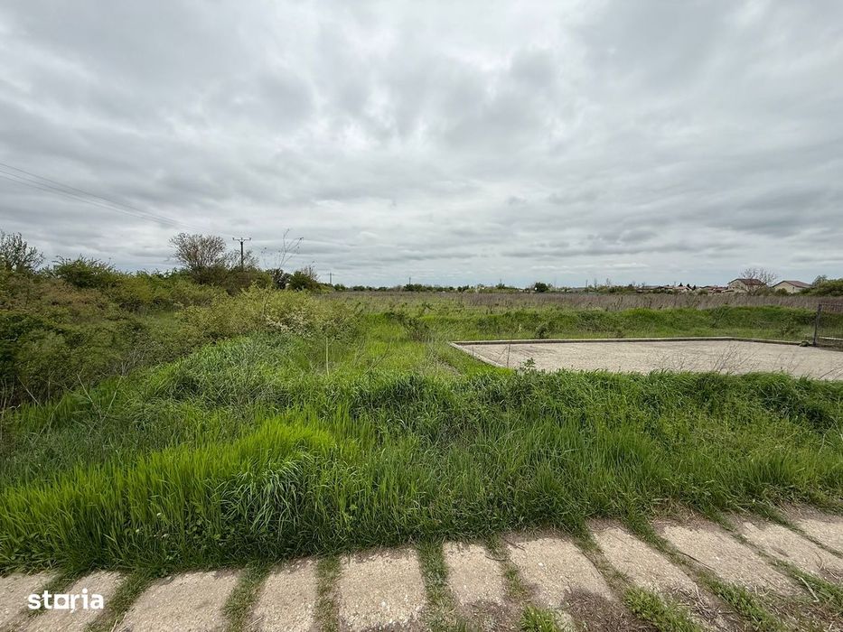 Teren intravilant in proximitate A0