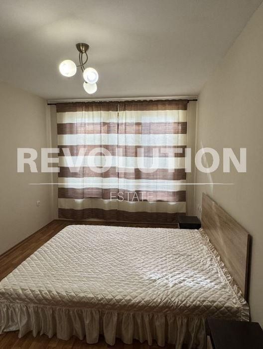 Дава се под наем Двустаен апартамент в Варна, Център - 60 кв.м за 518.67 € - Снимка #4