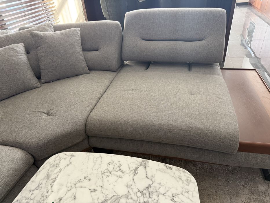 разтегателен диван, холна и трапезна маса, кресло, столове