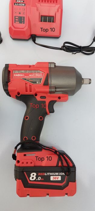 Акумулаторен ударен гайковерт.