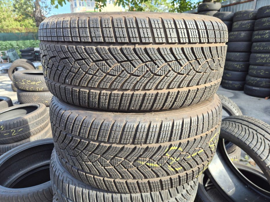 2 Anvelope de IARNA - 245/45/18 100H - GoodYear Ultra Grip Performance + * OEM BMW - CA NOI - DOT 2023 !