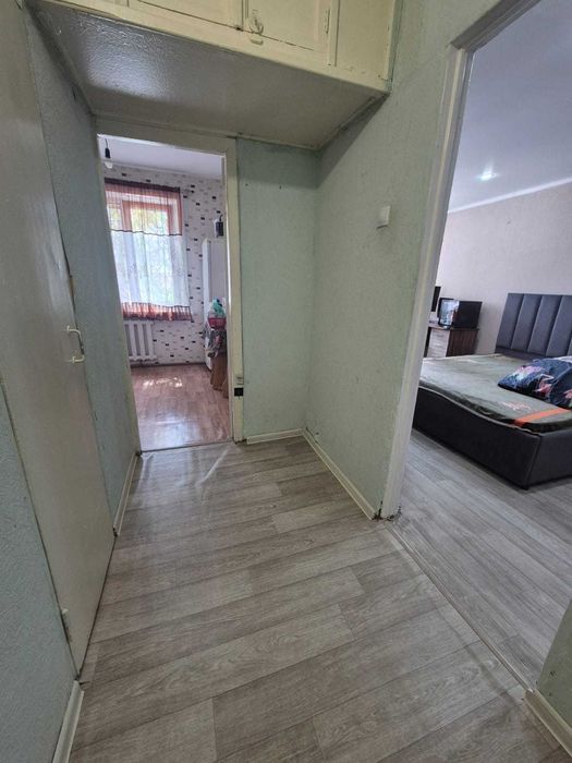 СРОЧНО продам 1 ком в 20 мкр