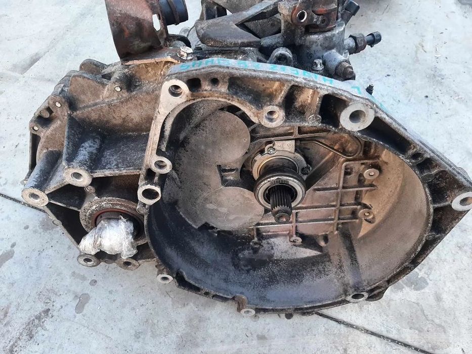 cutie viteze manuala 1.9 d  saab 9-3 opel vectra c  z19dth  55350375