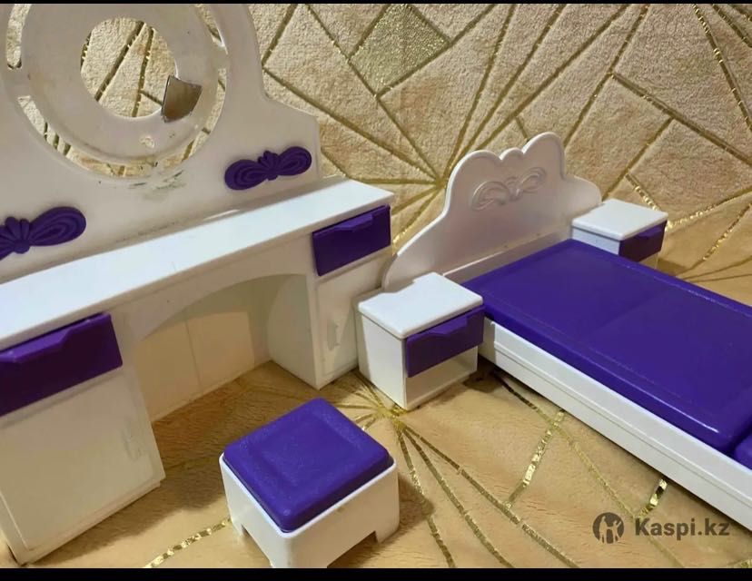 Монстер хай , мебель для кукол , игрушки