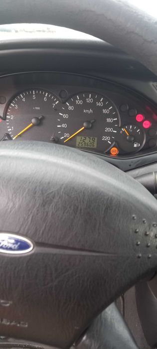 Форд фокус газ,бензин