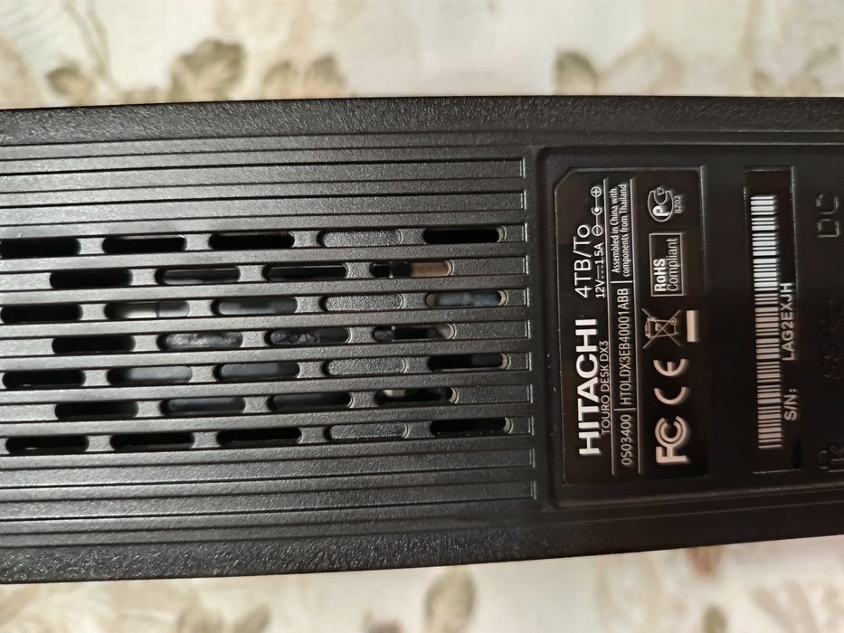 Hitachi Touro Desk DX3 4TB external hard drive/външен хард диск