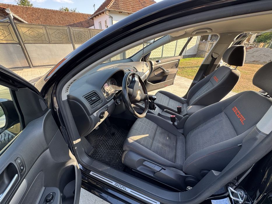 Volkswagen Golf 5 1.6 MPI BSE