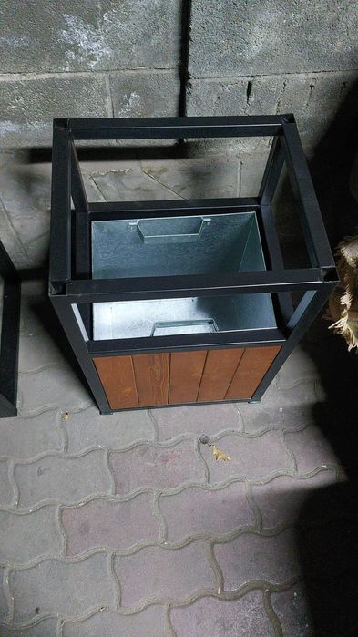 Продаеться новая урна