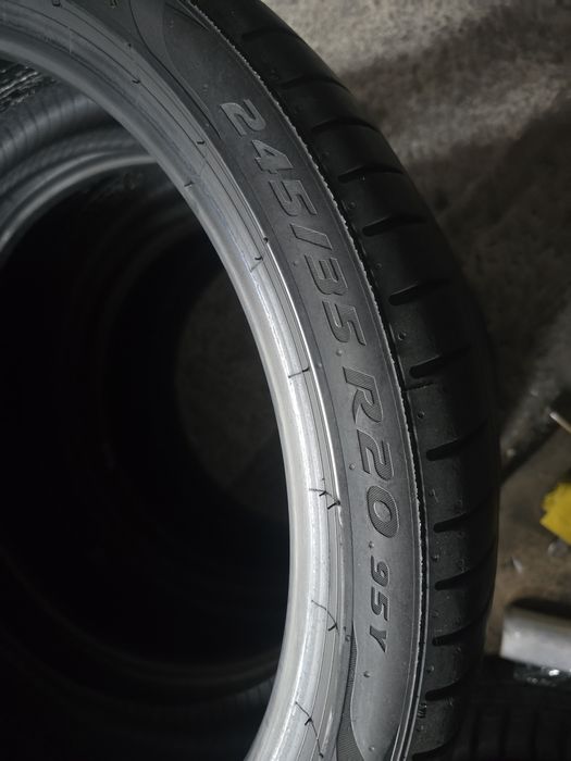 Pirelli 245/35 R20 95Y vară