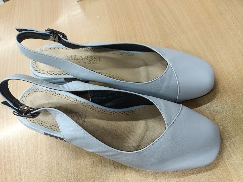 Босоножки летние