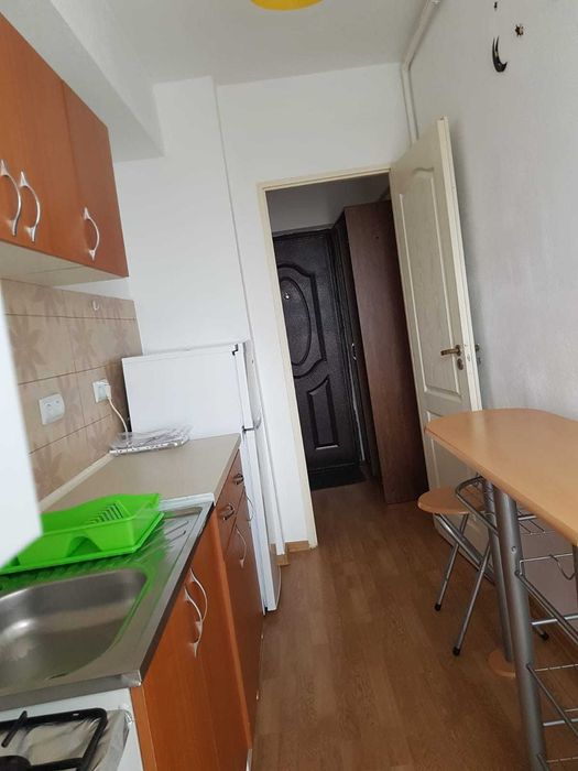 Ofer spre inchiriere apartament cu o camera, decomandat M.Viteazu -Lidl