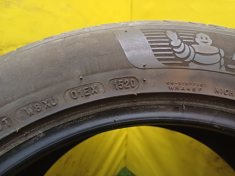 Шина 245/50 R18 Michelin.