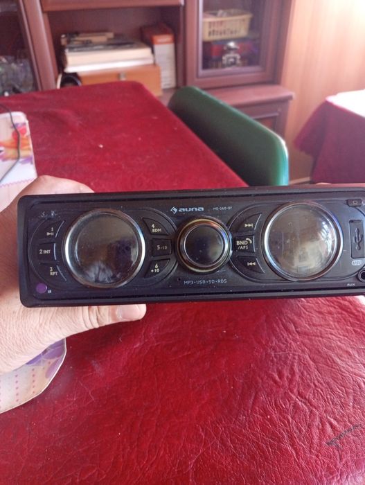 Radio Mp3 player USB - SD Card  Aux Auto