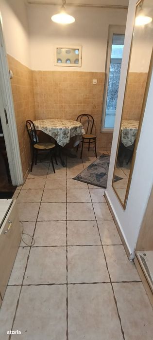 Apartament 1 mai/Ion Mihalache