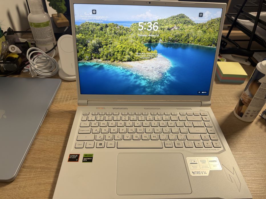 Acer Nitro V 14 (ANV14-61) цвят бял перла