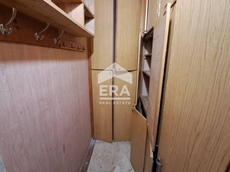 Продава се Двустаен апартамент в Варна, Възраждане 3 - 58 кв.м за 1466 €/кв.м - Снимка #8