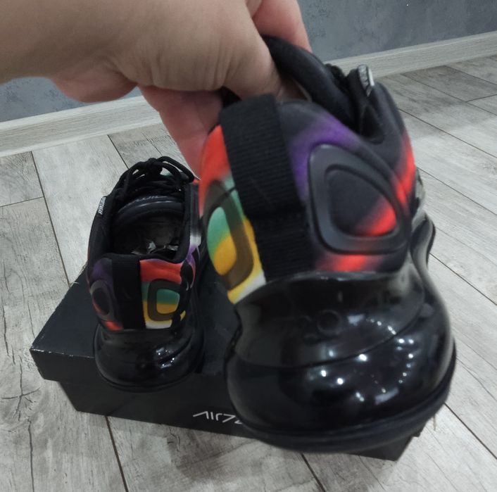 Дамски и Мъжки маратонки Nike AIR MAX 720.Дамски - 38ном,24см.Мъжки - 43ном