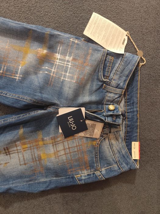 Нови дънки Liu Jo 32 размер