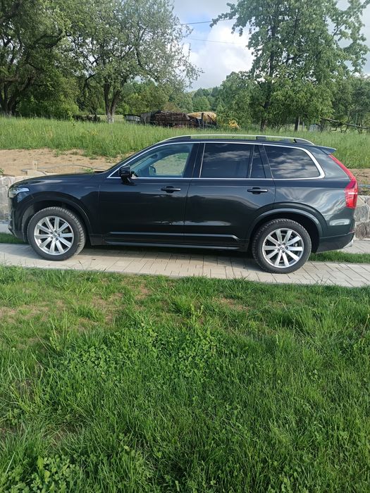 Vând volvo xc90 AWD 2017