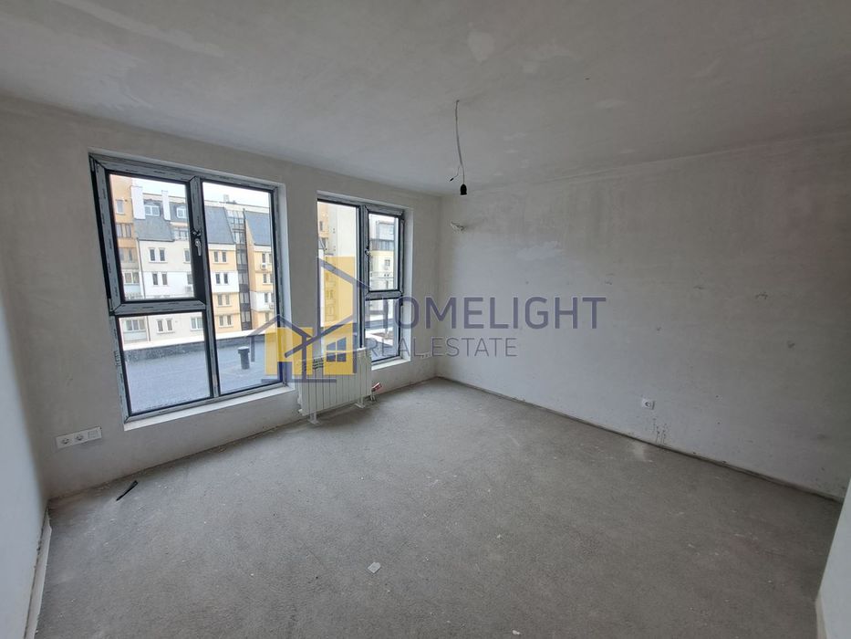 Продава се Тристаен апартамент в София, Борово - 110 кв.м за 2455 €/кв.м - Снимка #3