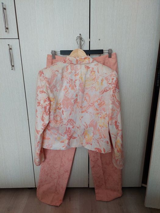 Costum damă elegant Moda Aliss măr. 44 – aproape nou | Sacou + pantaloni | CADOU eșarfă din mătase