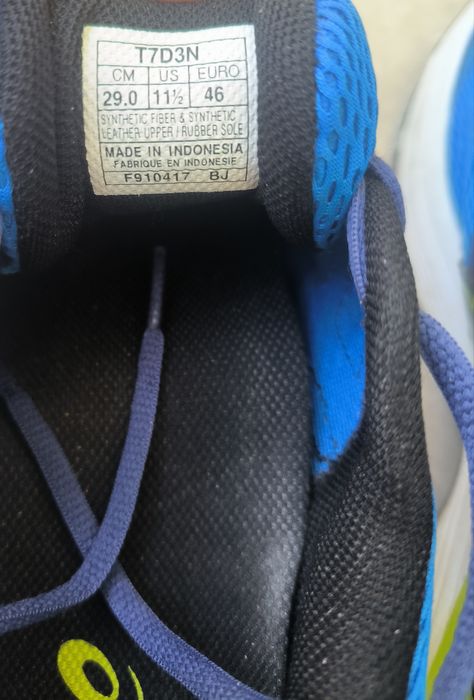 Маратонки Asics номер 44
