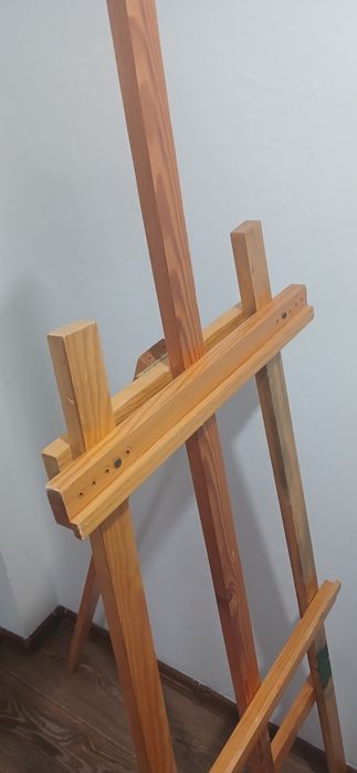 Мольберт деревянный