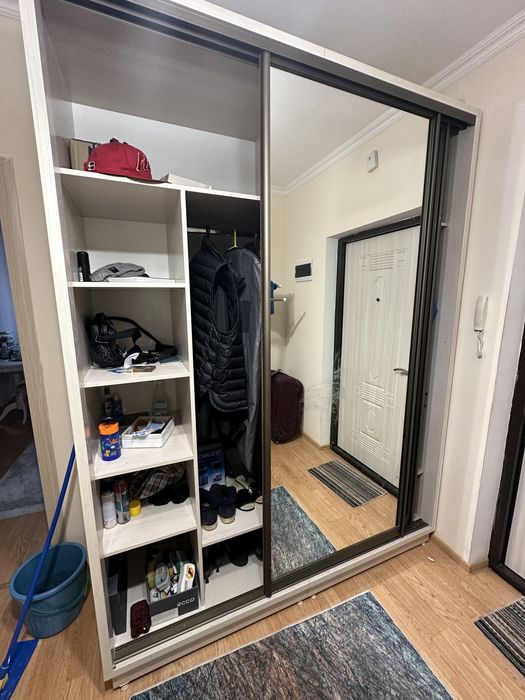 Шкаф купе продам срочно