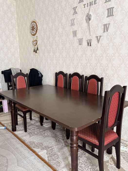 Продам стол в отличном состоянии