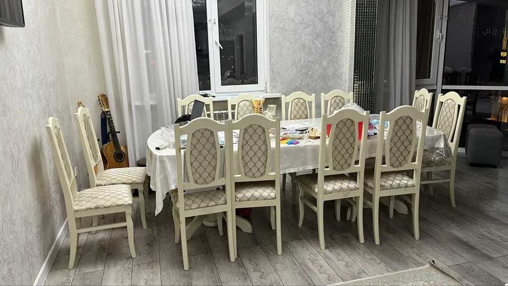 продам стол + стулья комплект