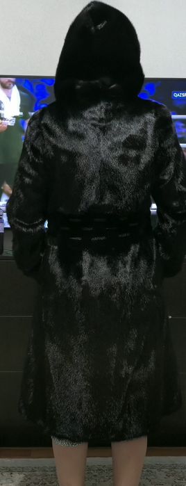 Продам норковую шубу