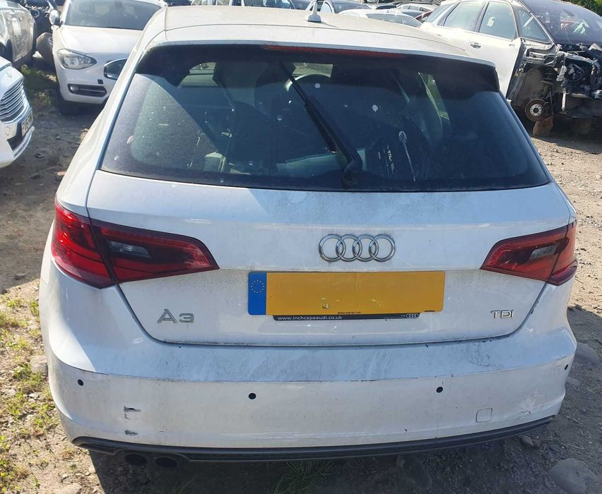 Dezmembrez Audi A3 8V S Line 2.0 TDI 2015