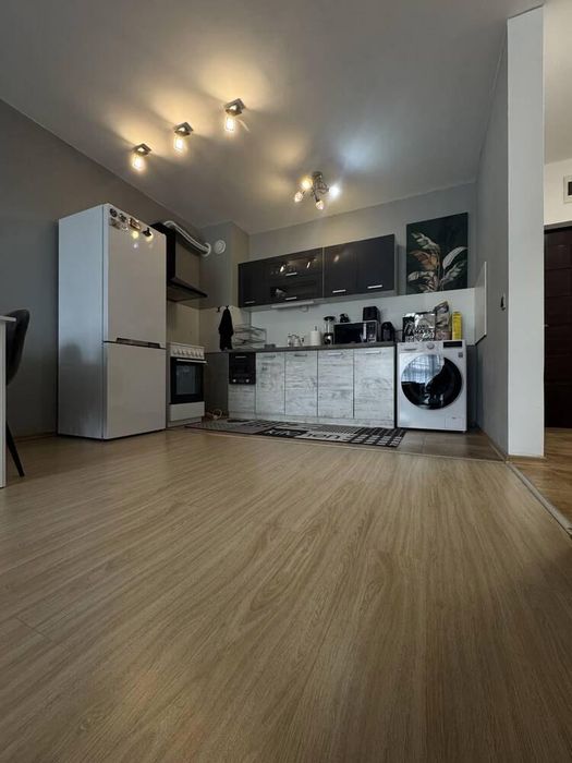 Продава се Двустаен апартамент в Бургас, Меден рудник - зона Г - 80 кв.м за 1688 €/кв.м - Снимка #1