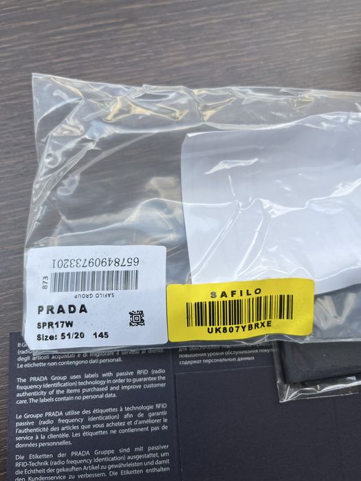 Слънчеви очила Prada