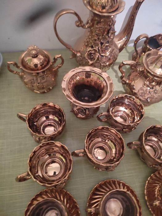 Продам сервис полный набор позолота