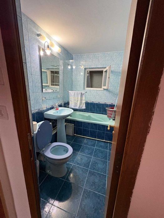 Apartament de închiriat