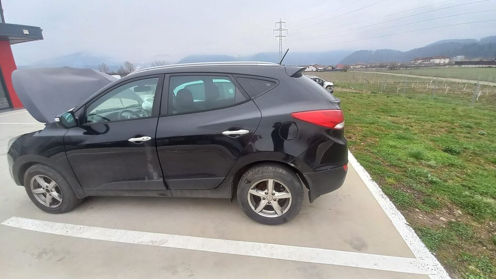 Dezmembram Hyundai IX35 2.0 CRDi 4WD D4HA