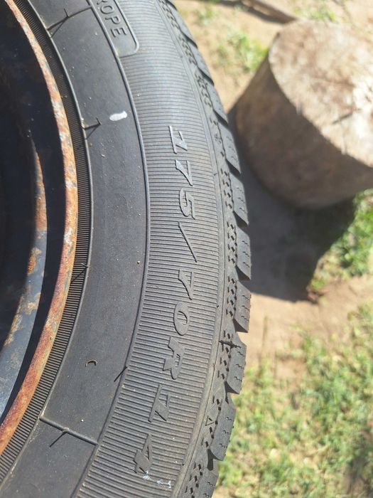Нови зимни гуми с джанти