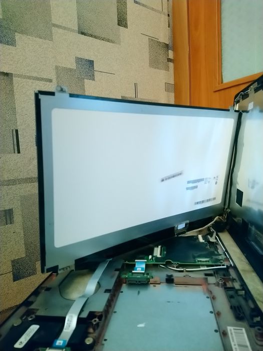 Продам матрицу для ноутбука 15,6 Slim /40pin