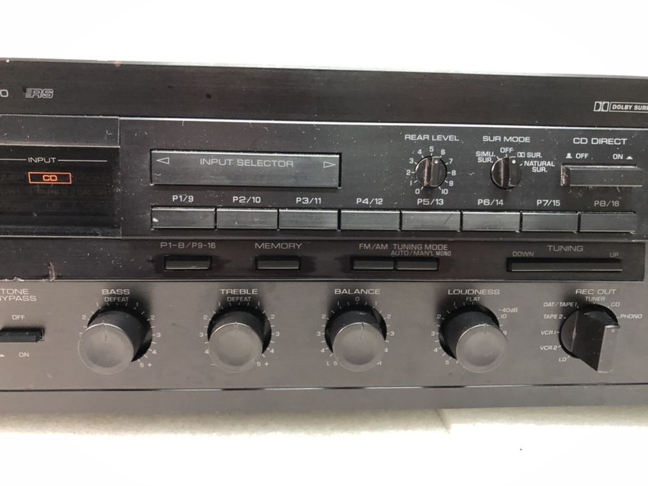 Yamaha RX-930 ресивър