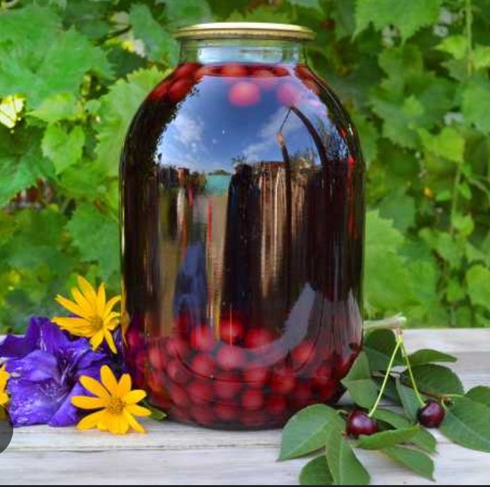 Компот вишнёвый!