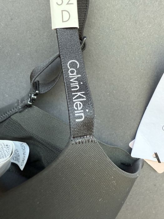 Сутиен Calvin Klein /70B, 70C, 70D, 75A, 75С, 75D, 80C/