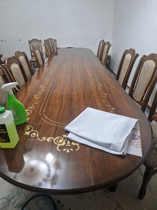 Стол 6м. 20стулясымен сатылады