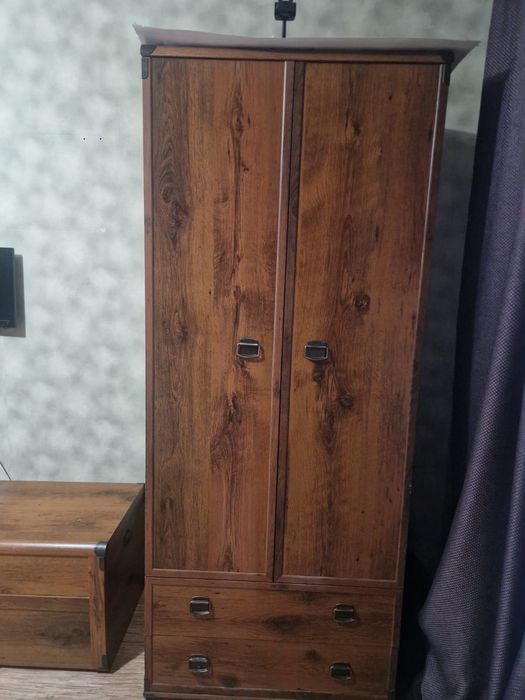 Продам шикарную детскую стенку