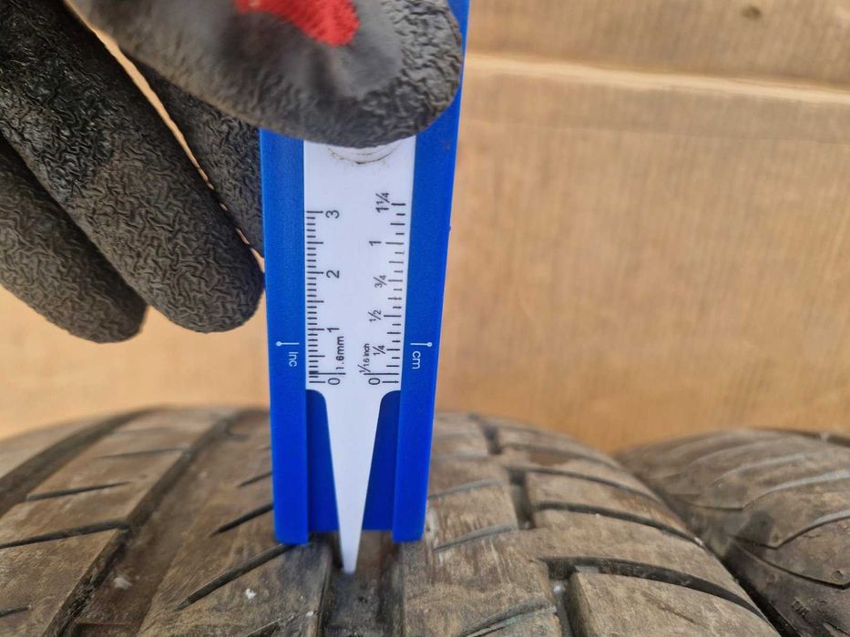 4 Continental R19 235/50 Летни гуми  DOT4524