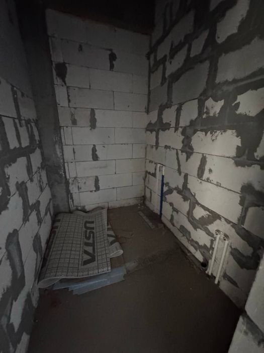 3 хонали каробка квартира сотилади