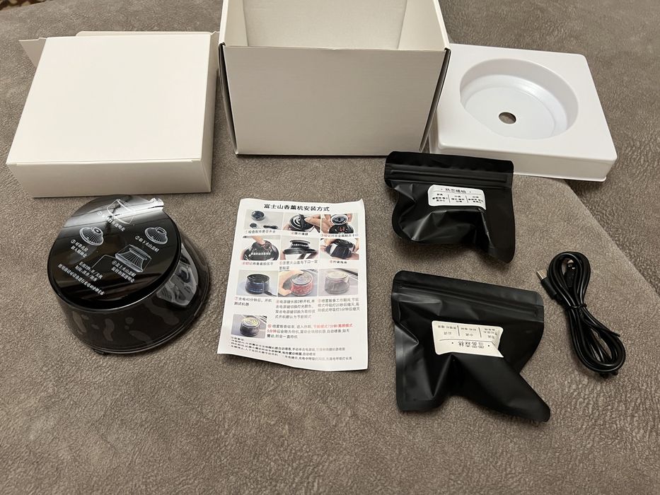 Автомобильный освежитель ароматизатор воздуха Volcano с LED подсветкой